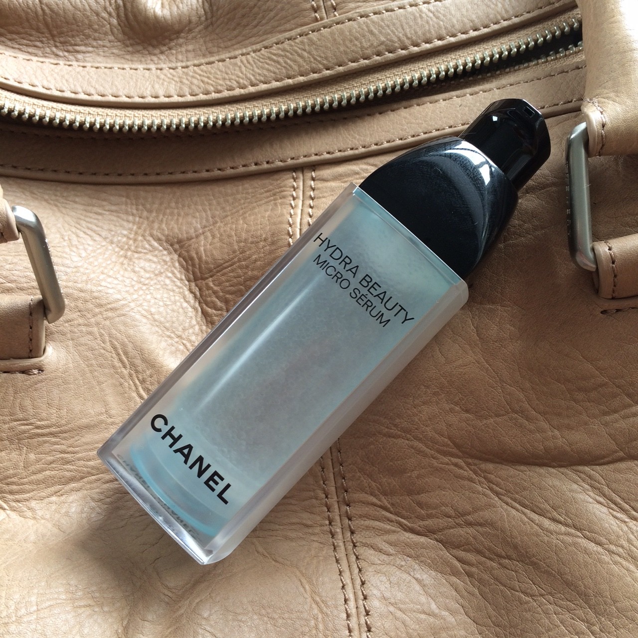 CHANEL HYDRA BEAUTY MICRO SERUM REVIEW – In My Bag