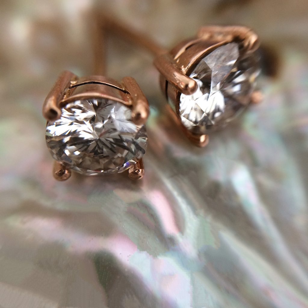 verus-diamond-studs