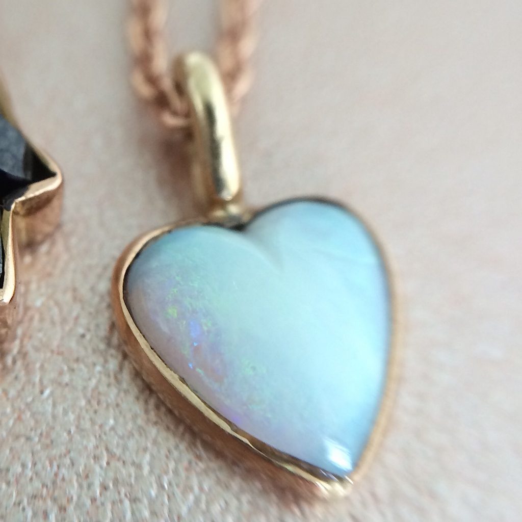 heart-pendant-cu
